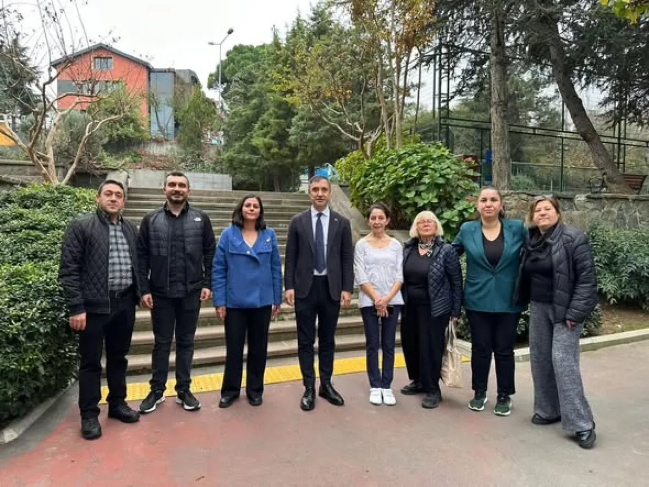 CHP Beşiktaş İlçe Başkanlığı, Engelli Koordinasyon Merkezi'ni Ziyaret Etti CHP Beşiktaş İlçe Başkanlığı, Engelli Koordinasyon Merkezi'ni Ziyaret Etti