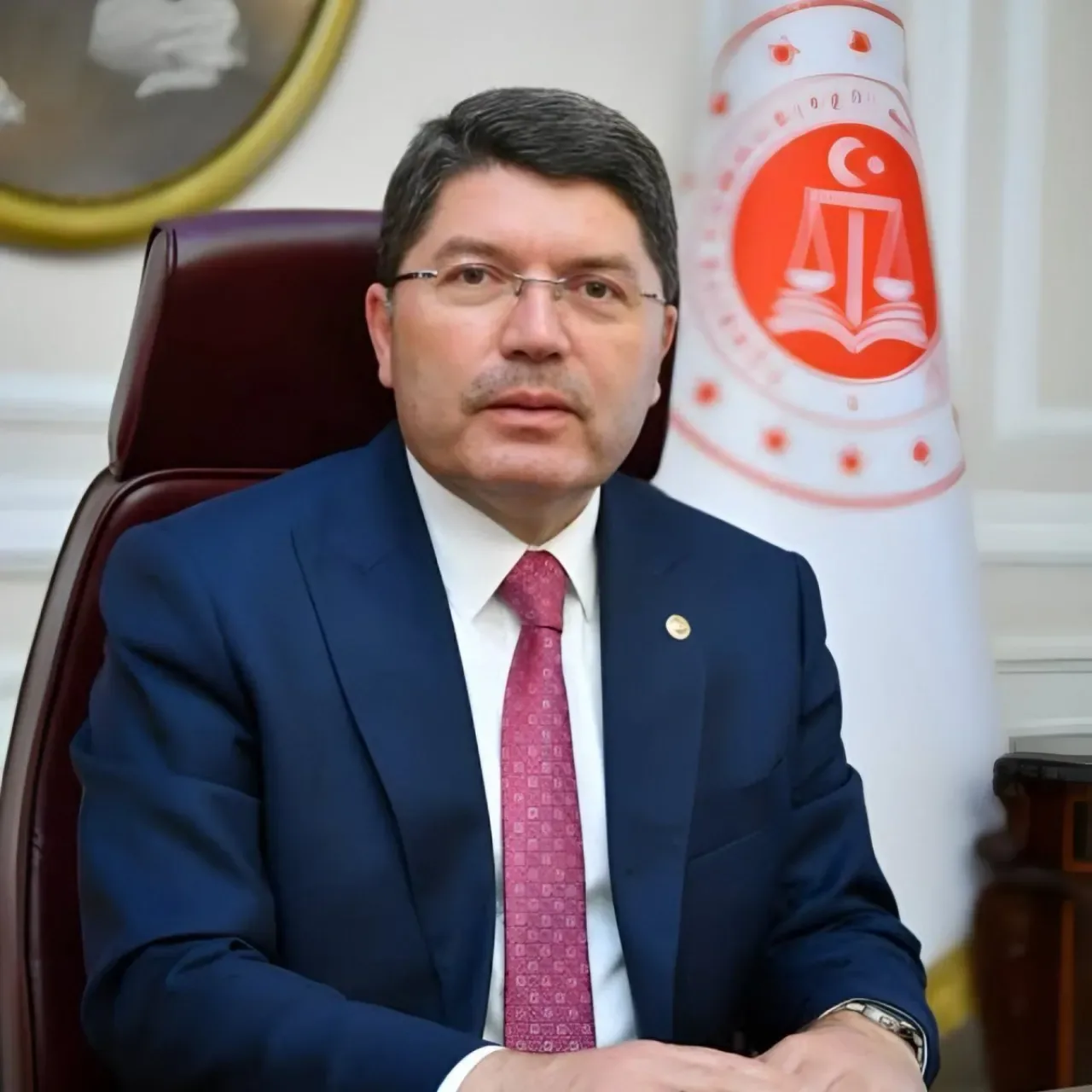 Yılmaz Tunç: Selahattin Demirtaş'ın Kararı Kesinleşti Yılmaz Tunç: Selahattin Demirtaş'ın Kararı Kesinleşti