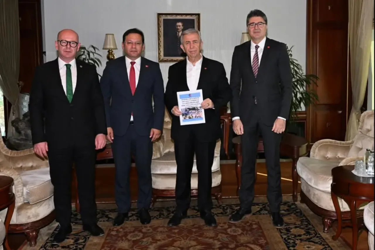 Sındırgı Belediyesi Heyeti Ankara'da Mansur Yavaş'ı Ziyaret Etti Sındırgı Belediyesi Heyeti Ankara'da Mansur Yavaş'ı Ziyaret Etti