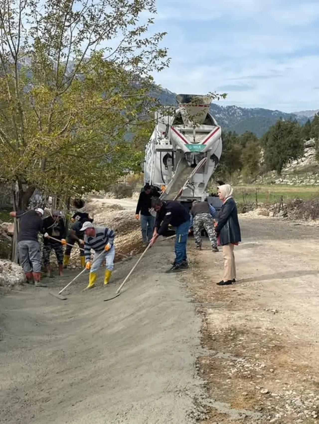 İbradı'da Eynif Ovası Yolunda Altyapı Sorunu Çözüldü İbradı'da Eynif Ovası Yolunda Altyapı Sorunu Çözüldü