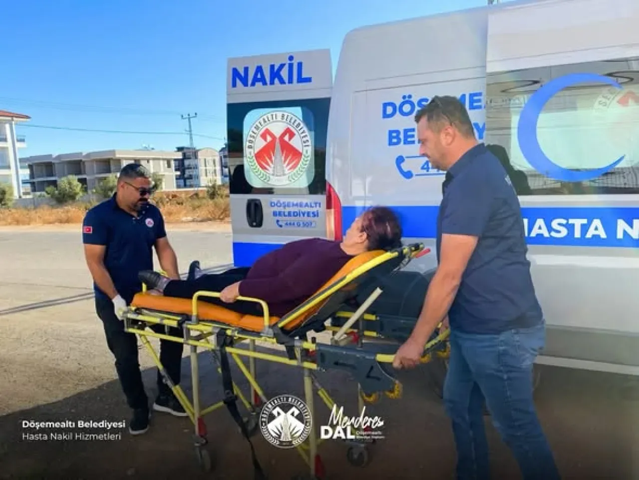 Döşemealtı Belediyesi'nden Ücretsiz Hasta Nakil Hizmeti Döşemealtı Belediyesi'nden Ücretsiz Hasta Nakil Hizmeti