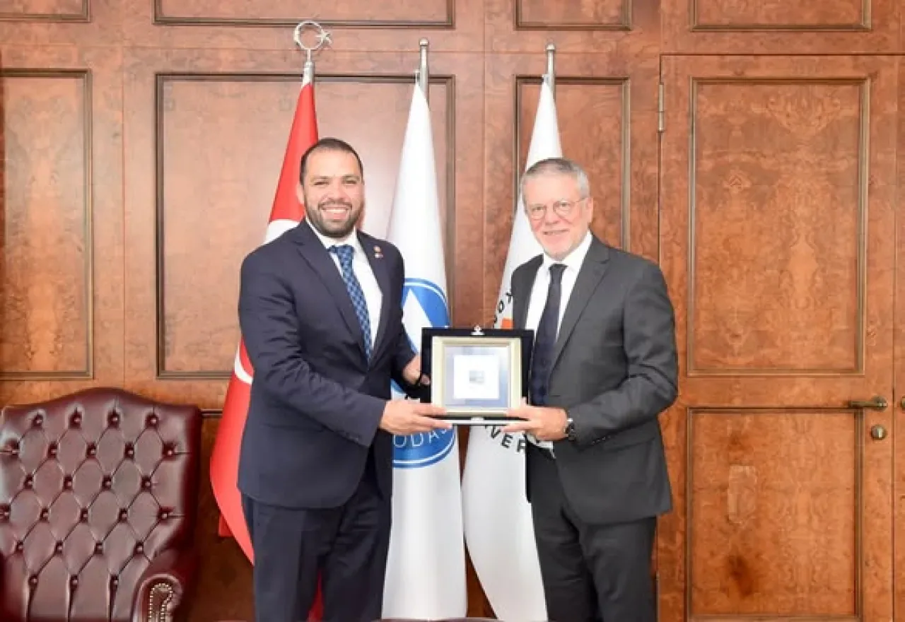 İzmir Ticaret Odası, Guatemala Büyükelçisi'ni Ağırladı İzmir Ticaret Odası, Guatemala Büyükelçisi'ni Ağırladı