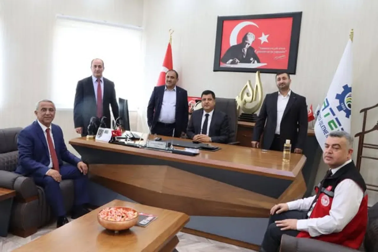 Gaziantep Gıda Sitesi Kooperatif Başkanı'na İade-i Ziyaret Gaziantep Gıda Sitesi Kooperatif Başkanı'na İade-i Ziyaret