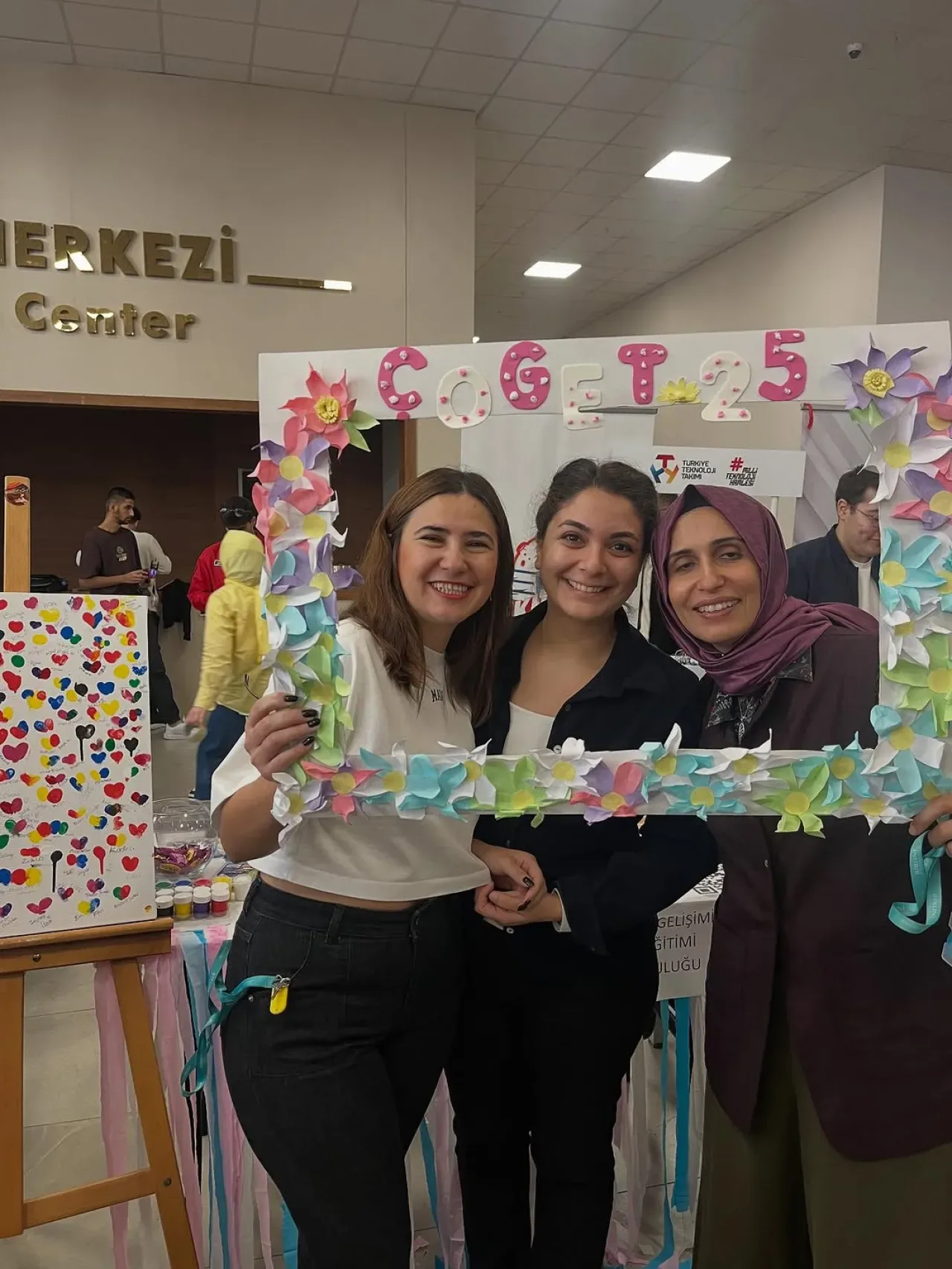 Biruni Çoğet Ailesi: Sevgi ve Dayanışmanın Sıcak Yuvası Biruni Çoğet Ailesi: Sevgi ve Dayanışmanın Sıcak Yuvası