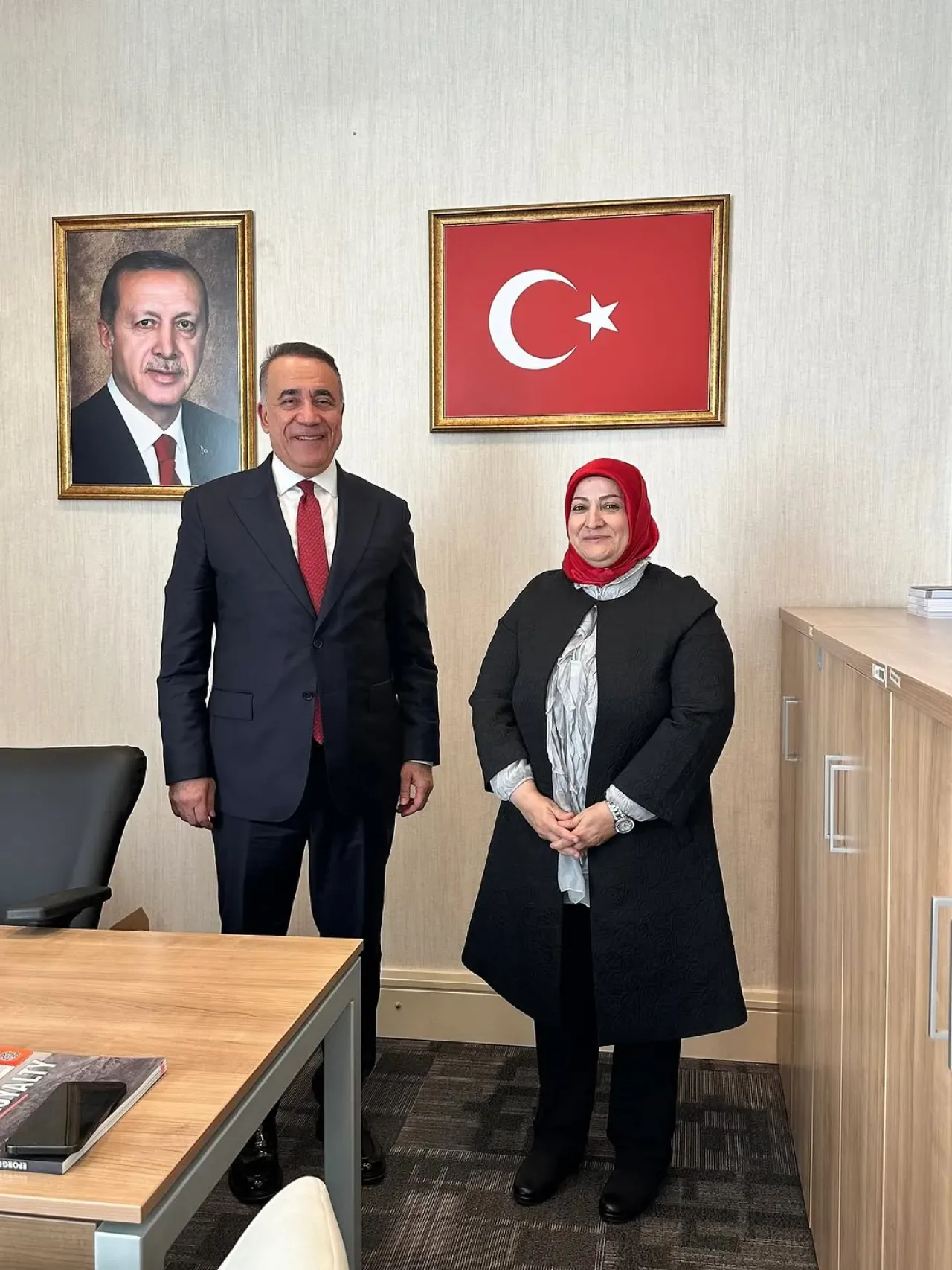 Sultangazi Belediye Başkanı AK Parti İlçe Başkanını Ziyaret Etti Sultangazi Belediye Başkanı AK Parti İlçe Başkanını Ziyaret Etti