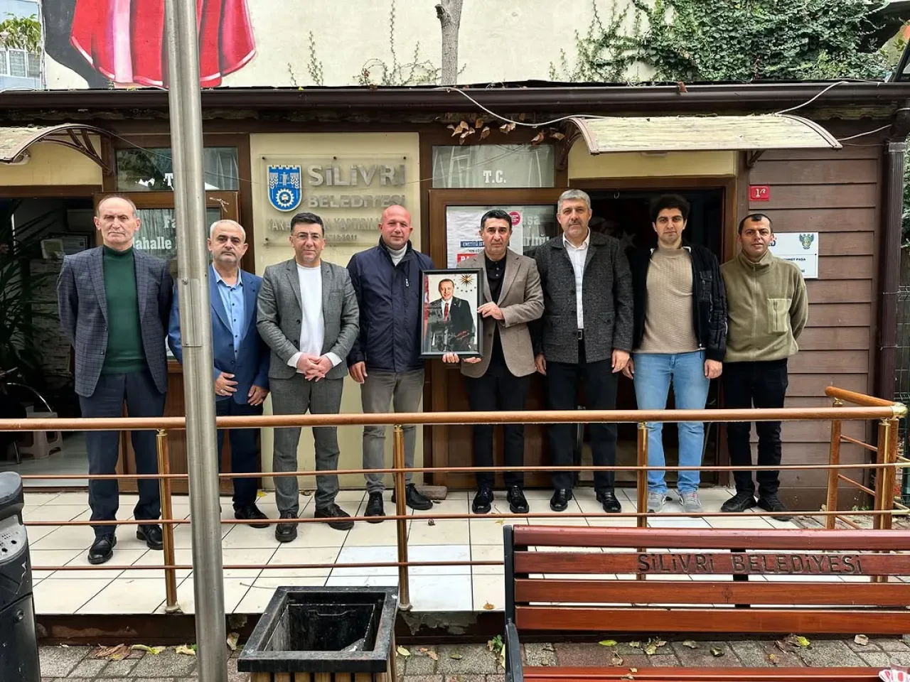 AK Parti Silivri'de Muhtar Ziyaretleriyle Yerel Sorunları Dinliyor AK Parti Silivri'de Muhtar Ziyaretleriyle Yerel Sorunları Dinliyor
