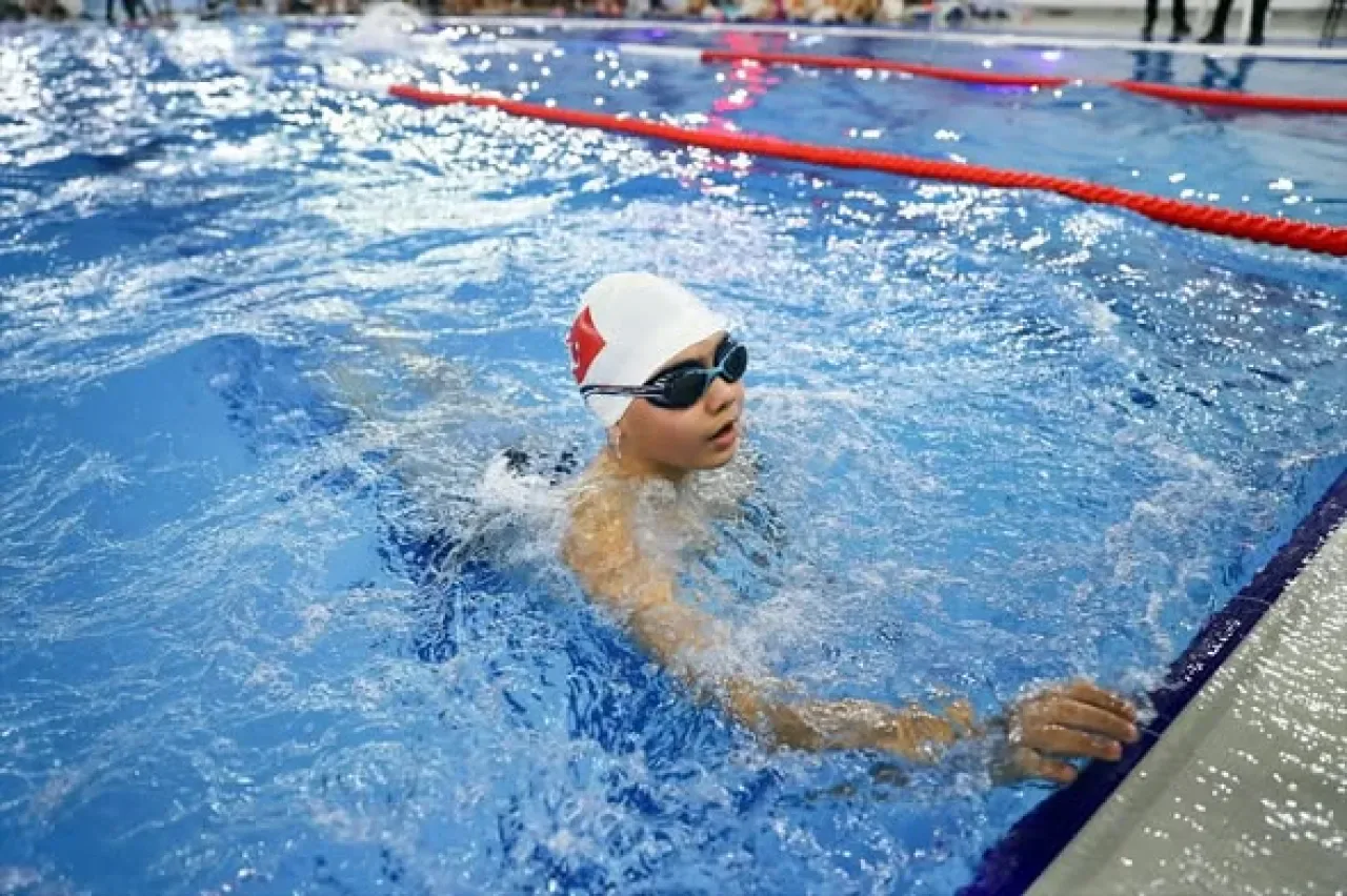 Aliağa, İzmir'in Yüzme Sporundaki Yeni Merkezi Olma Yolunda İlerliyor Aliağa, İzmir'in Yüzme Sporundaki Yeni Merkezi Olma Yolunda İlerliyor