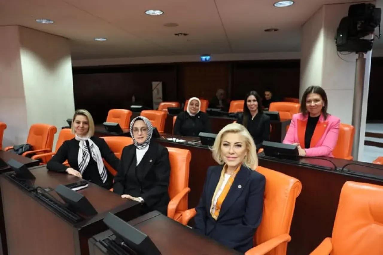HSK'da Yeni Üye ve Vakıflar Kanunu'nda Değişiklik HSK'da Yeni Üye ve Vakıflar Kanunu'nda Değişiklik