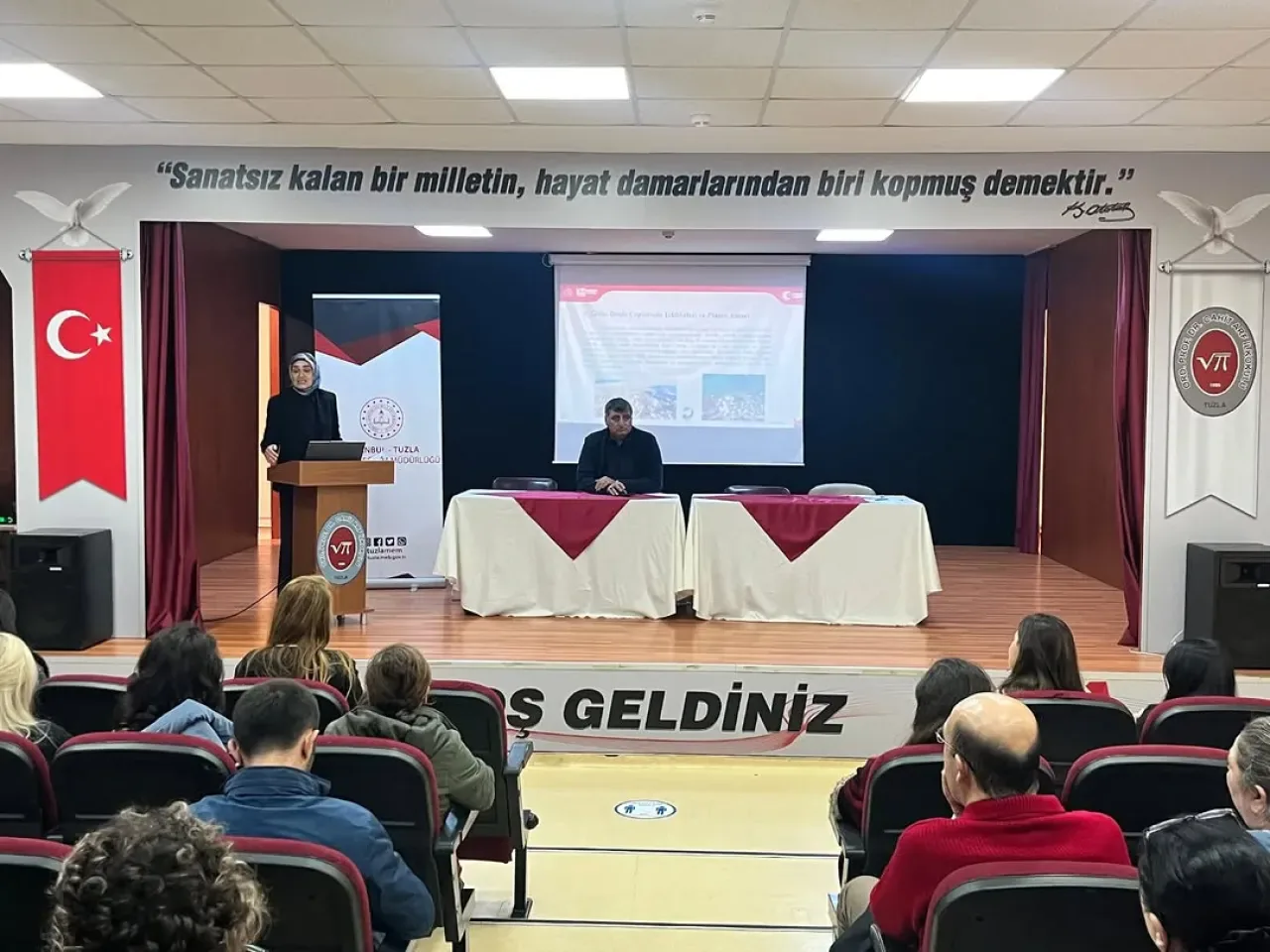 Tuzla'da Deniz Çöpleriyle Mücadele İçin Eylem Planı Koordinasyon Toplantısı Yapıldı Tuzla'da Deniz Çöpleriyle Mücadele İçin Eylem Planı Koordinasyon Toplantısı Yapıldı
