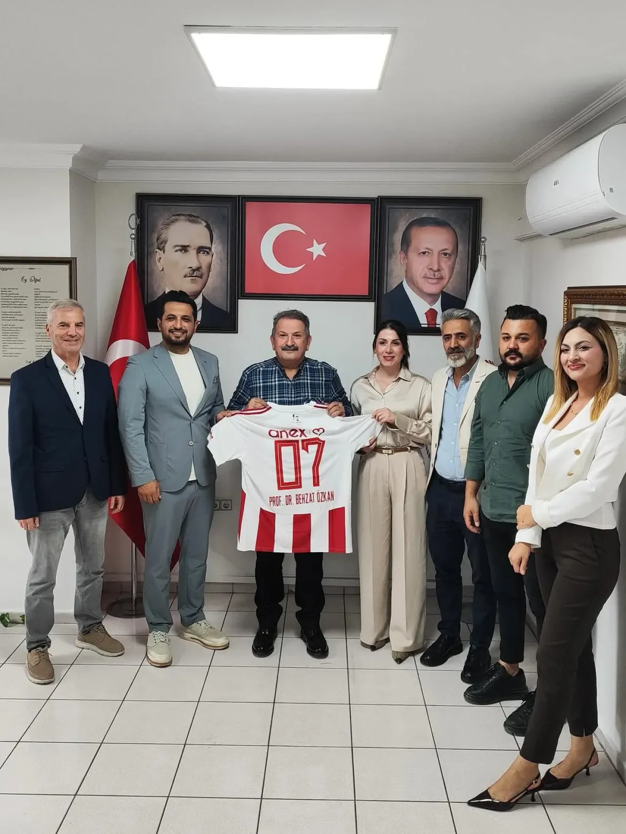 Antalya'da Sürdürülebilir Ekonomi Topluluğu'ndan İl Sağlık Müdürlüğü'ne Ziyaret Antalya'da Sürdürülebilir Ekonomi Topluluğu'ndan İl Sağlık Müdürlüğü'ne Ziyaret