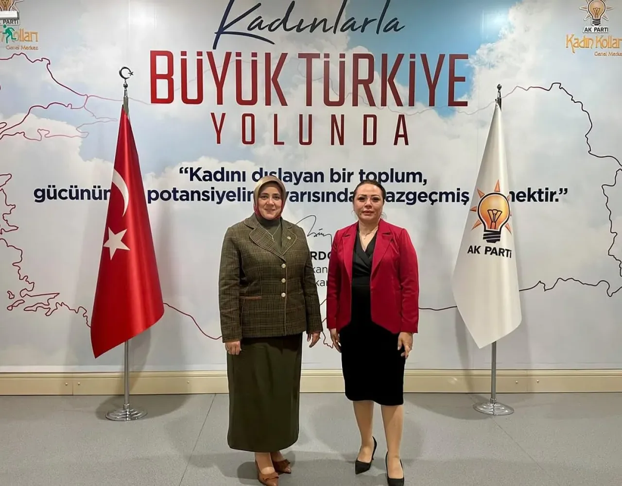 AK Partili Tuğba Işık Ercan, Sağlık Turizmi Konfederasyonu Başkanı'nı Ziyaret Etti AK Partili Tuğba Işık Ercan, Sağlık Turizmi Konfederasyonu Başkanı'nı Ziyaret Etti