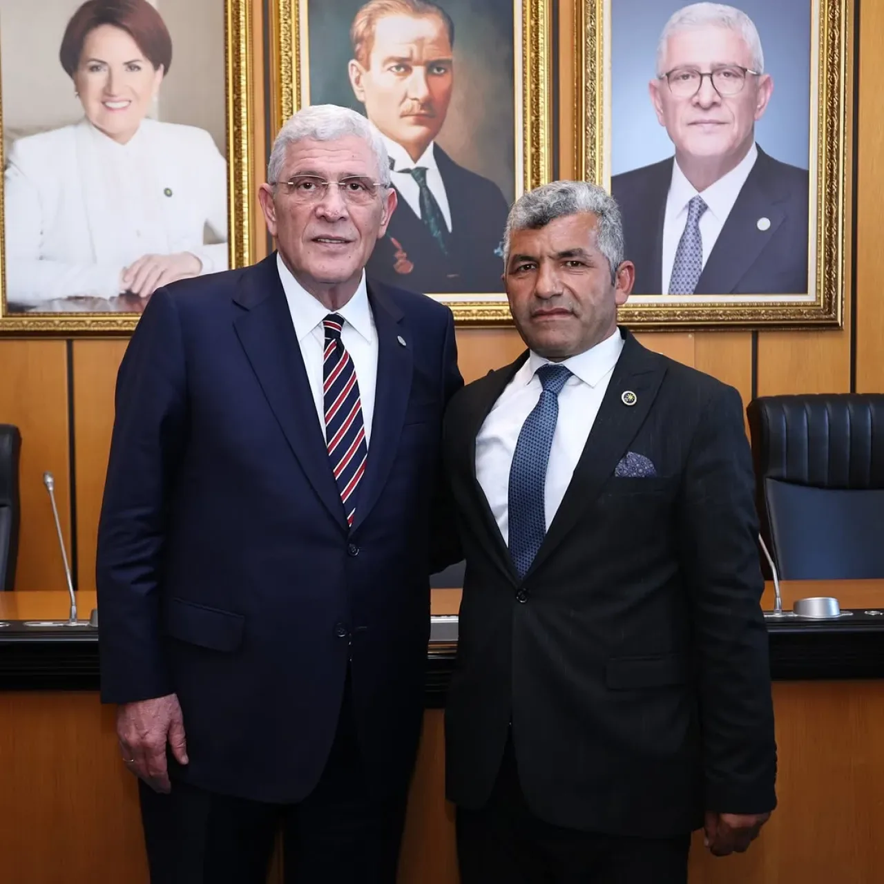 İYİ Parti Genel Başkanı Dervişoğlu, Gündoğmuş İlçe Başkanı Çatalkaya'yı Tebrik Etti İYİ Parti Genel Başkanı Dervişoğlu, Gündoğmuş İlçe Başkanı Çatalkaya'yı Tebrik Etti
