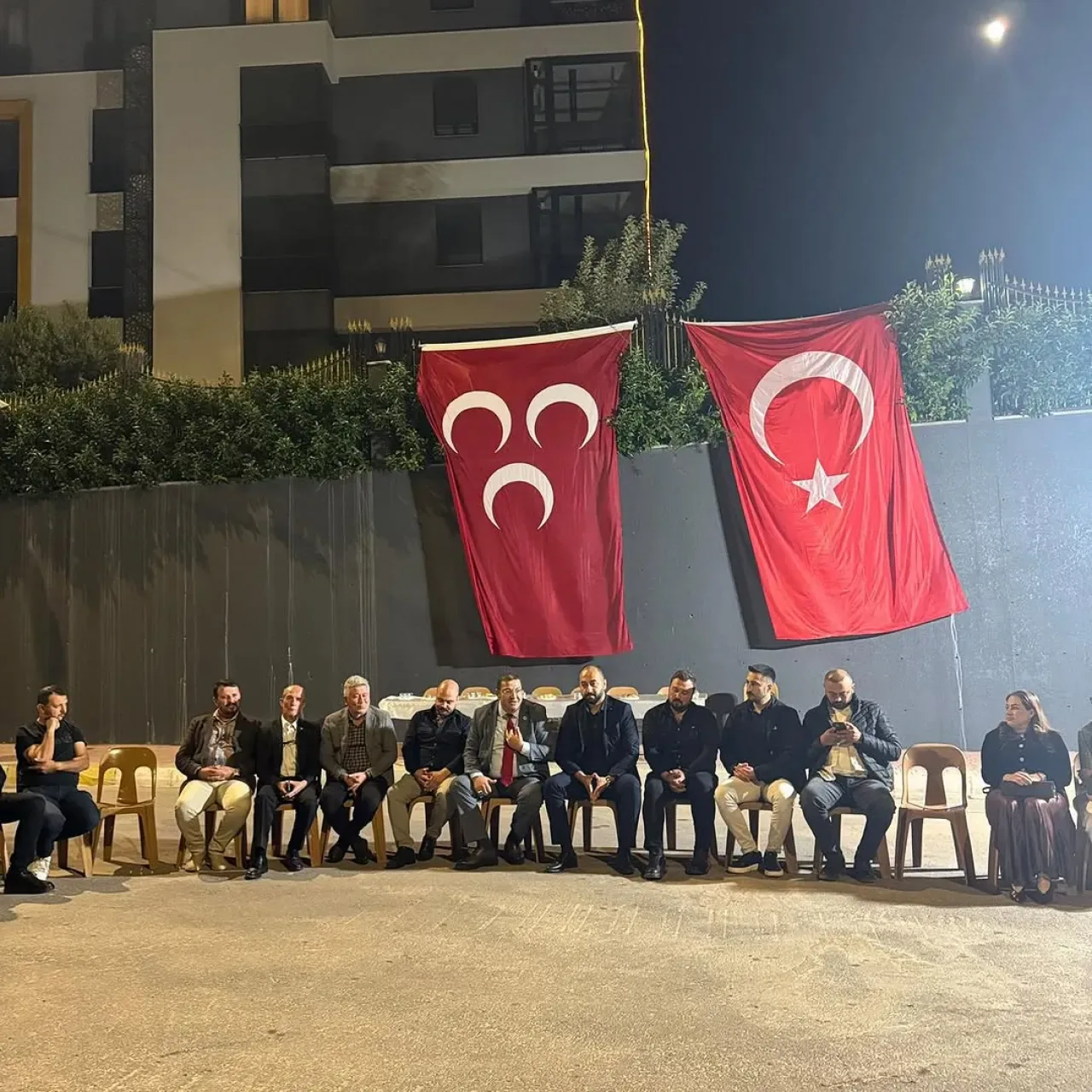MHP Kepez İlçe Teşkilatından Vatandaş Ziyaretleri MHP Kepez İlçe Teşkilatından Vatandaş Ziyaretleri