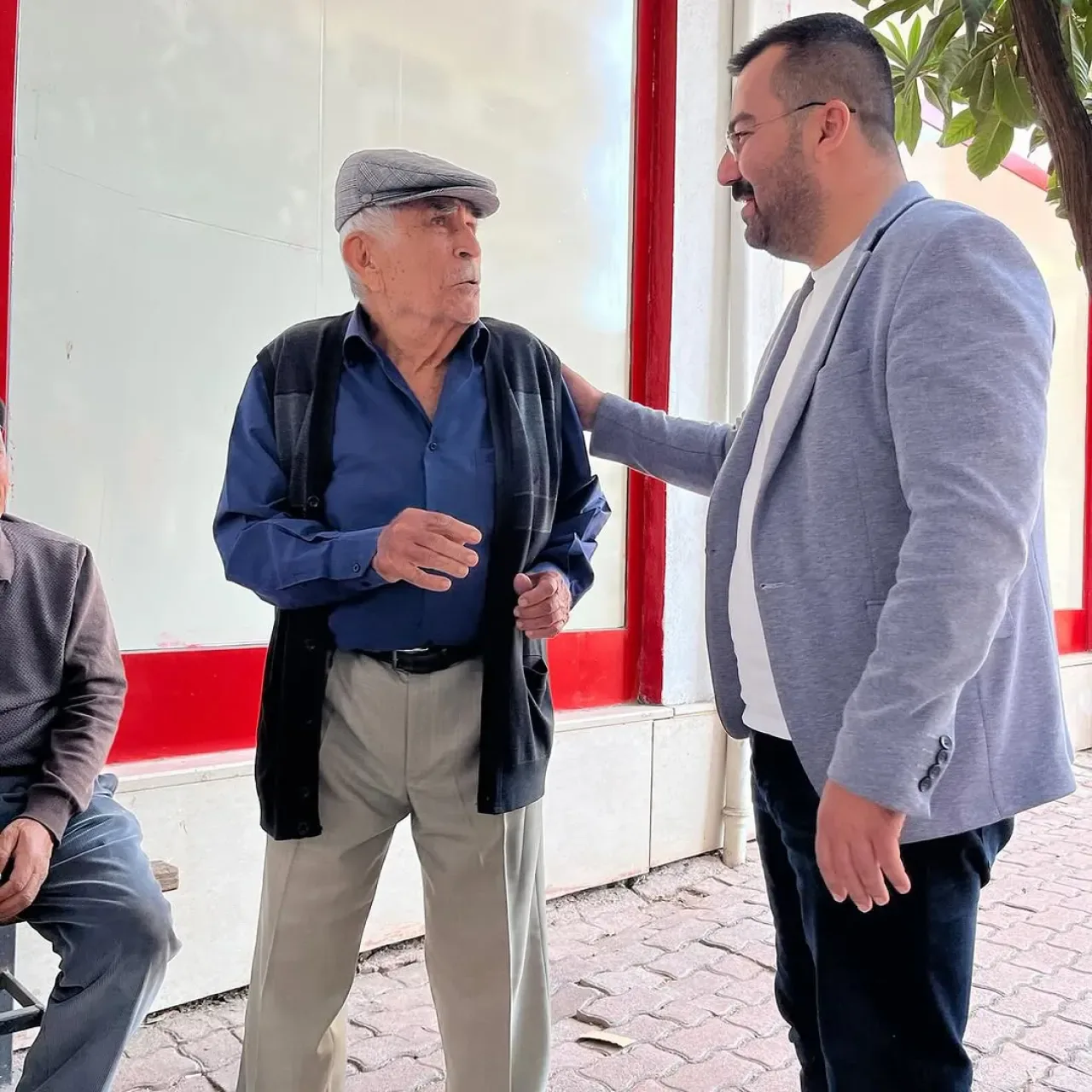 MHP Kumluca'da "Hayırlı Günler Komşum Ziyaretleri" Başladı MHP Kumluca'da "Hayırlı Günler Komşum Ziyaretleri" Başladı