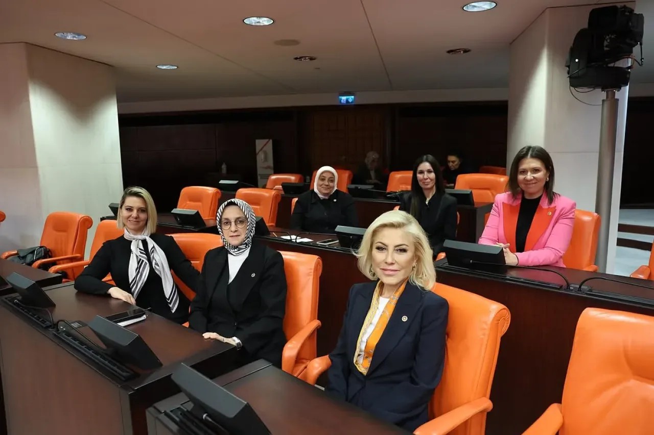 HSK Seçimleri Sonrası TBMM'de Vakıflar Kanunu Teklifi Görüşüldü HSK Seçimleri Sonrası TBMM'de Vakıflar Kanunu Teklifi Görüşüldü