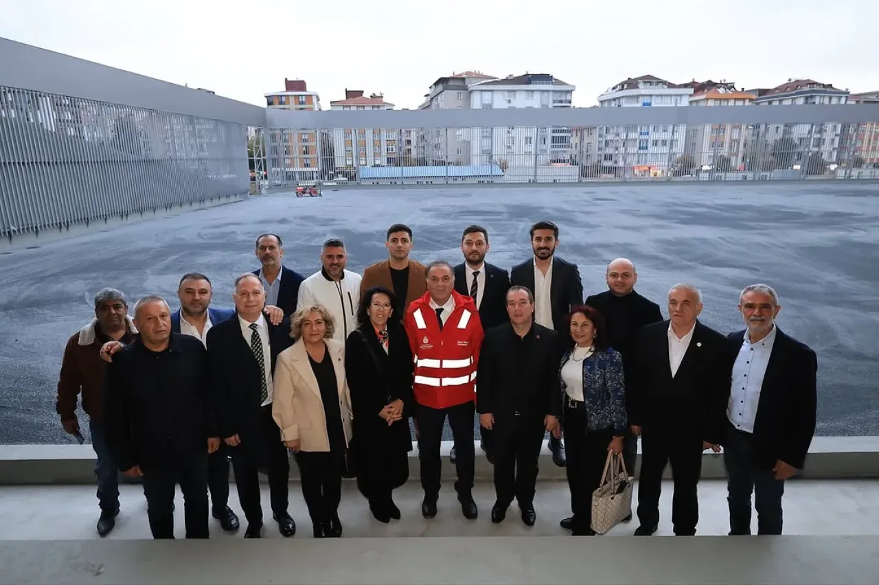 Bahçelievler'de Spor ve Sosyal Yaşamı Bir Araya Getiren Yatırım Bahçelievler'de Spor ve Sosyal Yaşamı Bir Araya Getiren Yatırım