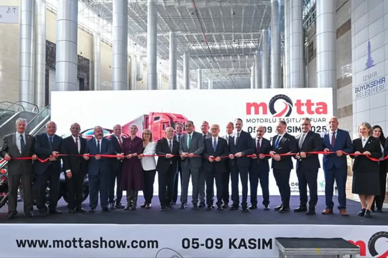 İzmir'de Otomotiv Rüzgarları: MOTTA Fuarı Açıldı İzmir'de Otomotiv Rüzgarları: MOTTA Fuarı Açıldı