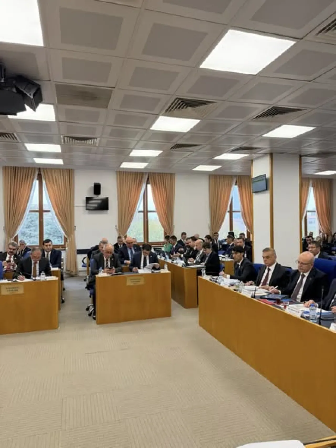MHP'li Ersoy, 2026 Bütçe Görüşmelerinde Şimşek'in Sunumunu Değerlendirdi MHP'li Ersoy, 2026 Bütçe Görüşmelerinde Şimşek'in Sunumunu Değerlendirdi