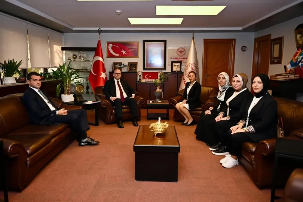 Çölyak Hastaları Derneği Temsilcilerinden İstanbul İl Sağlık Müdürlüğü'ne Ziyaret Çölyak Hastaları Derneği Temsilcilerinden İstanbul İl Sağlık Müdürlüğü'ne Ziyaret