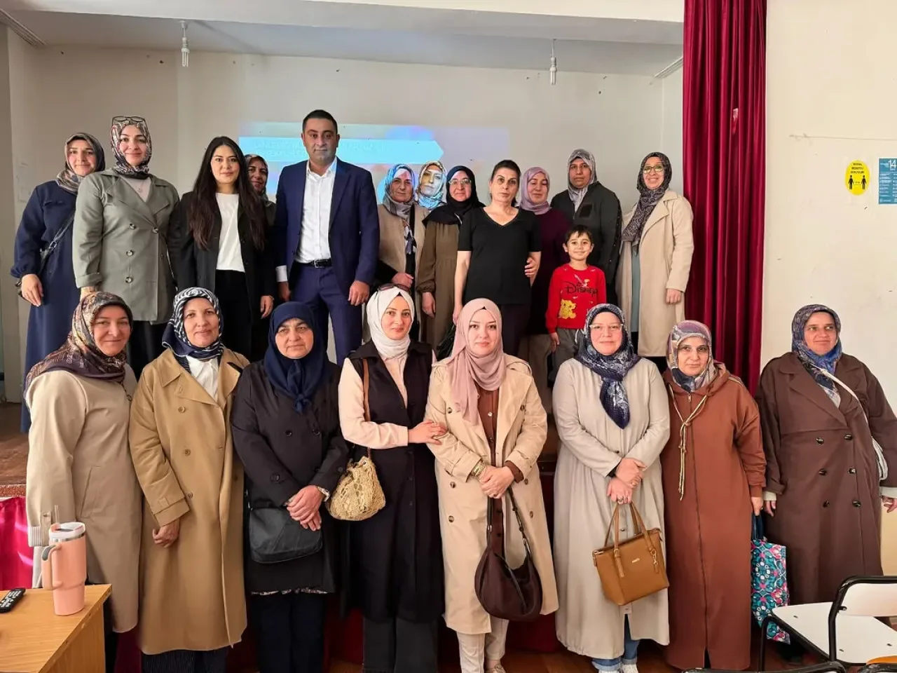 Şereflikoçhisar'da Aile Eğitimi Semineri Düzenlendi Şereflikoçhisar'da Aile Eğitimi Semineri Düzenlendi