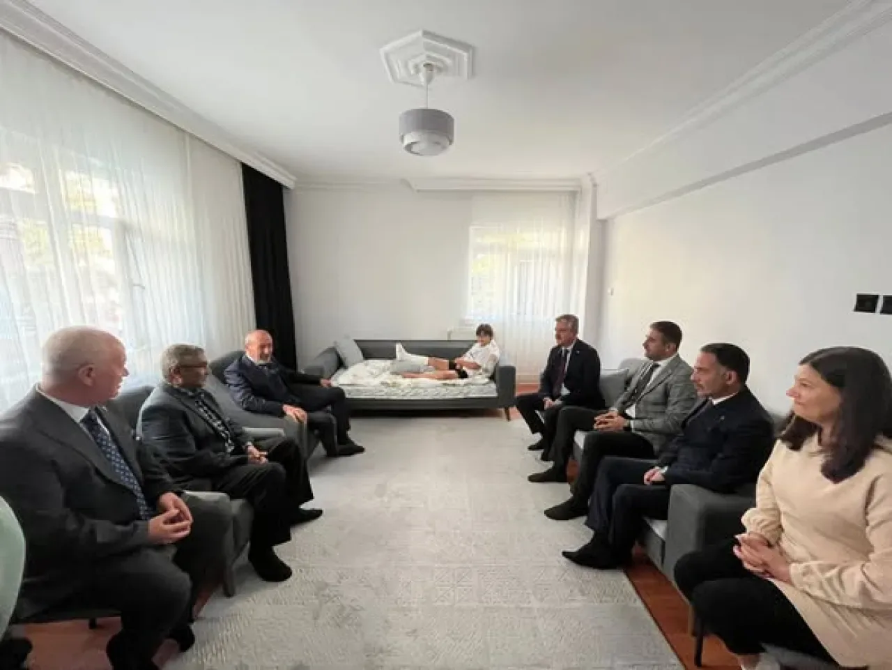 MHP Lideri Bahçeli'nin Selamı Sincan'da Vatandaşlarla Buluştu MHP Lideri Bahçeli'nin Selamı Sincan'da Vatandaşlarla Buluştu
