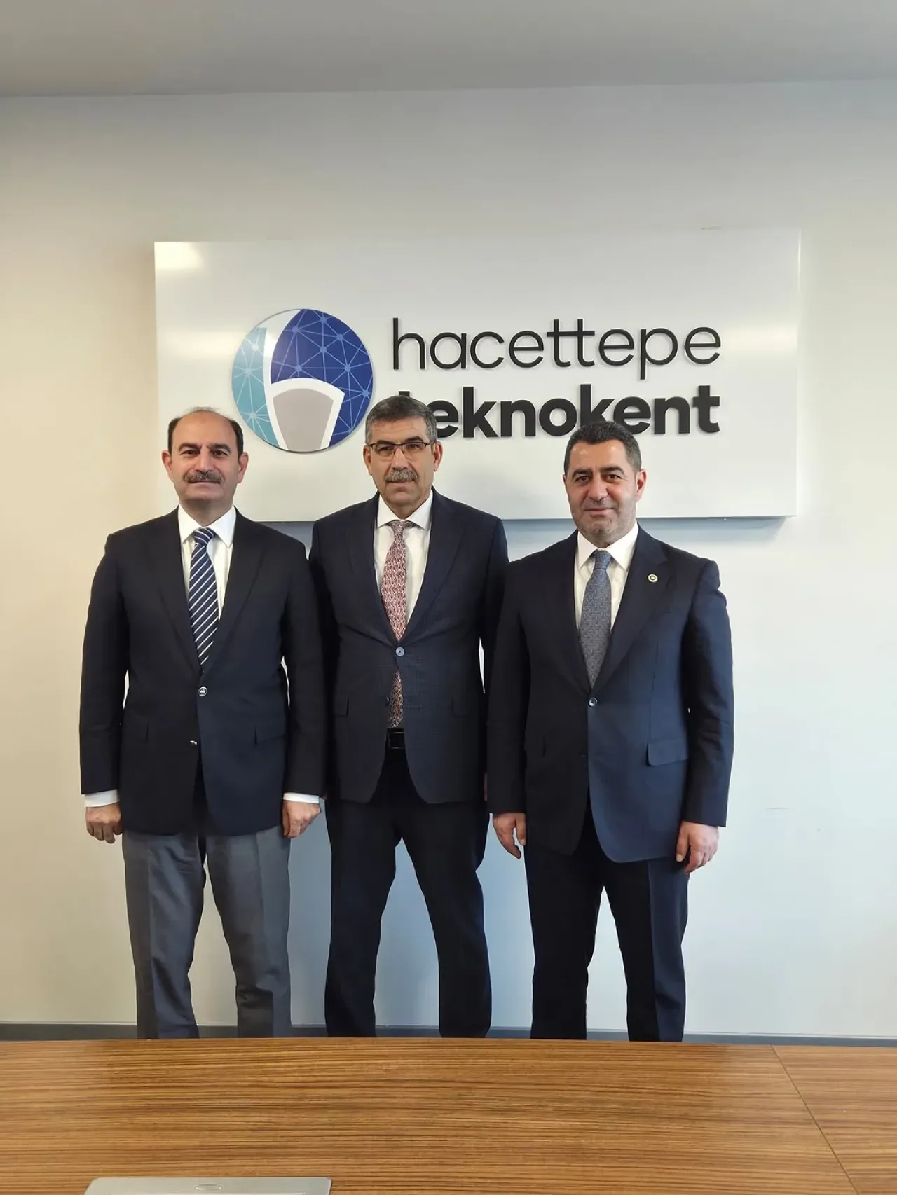 Gaziantep Milletvekili Bozgeyik'ten Hacettepe Teknokent'e Ziyaret Gaziantep Milletvekili Bozgeyik'ten Hacettepe Teknokent'e Ziyaret