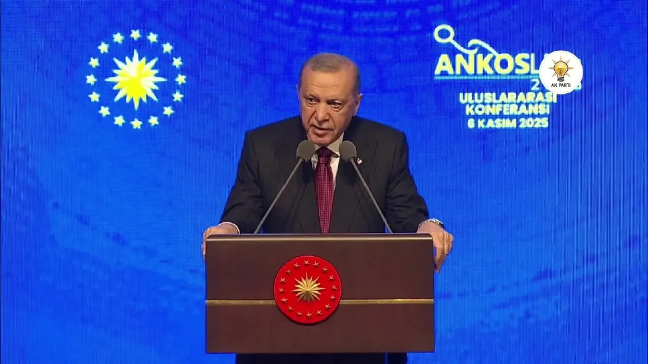 Cumhurbaşkanı Erdoğan, Kütüphane 5.0 ve Dijital Dönüşüm Konferansı'nda Konuştu Cumhurbaşkanı Erdoğan, Kütüphane 5.0 ve Dijital Dönüşüm Konferansı'nda Konuştu