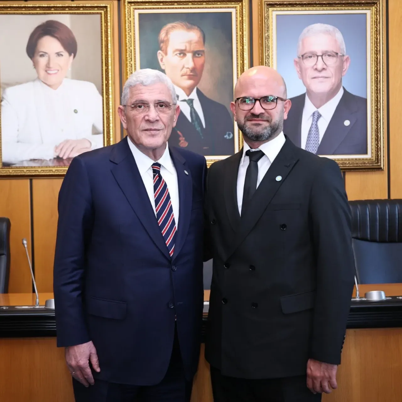 İYİ Parti Genel Başkanı Dervişoğlu, Korkuteli İlçe Başkanı Ali Ateş'i Tebrik Etti İYİ Parti Genel Başkanı Dervişoğlu, Korkuteli İlçe Başkanı Ali Ateş'i Tebrik Etti