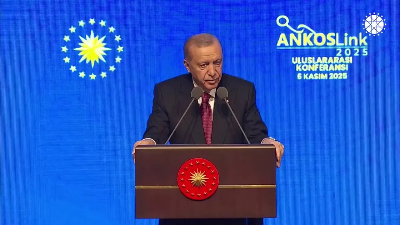 Cumhurbaşkanı Erdoğan: Eğitimde ve Dijital Dönüşümde Çıtayı Yükseltiyoruz Cumhurbaşkanı Erdoğan: Eğitimde ve Dijital Dönüşümde Çıtayı Yükseltiyoruz