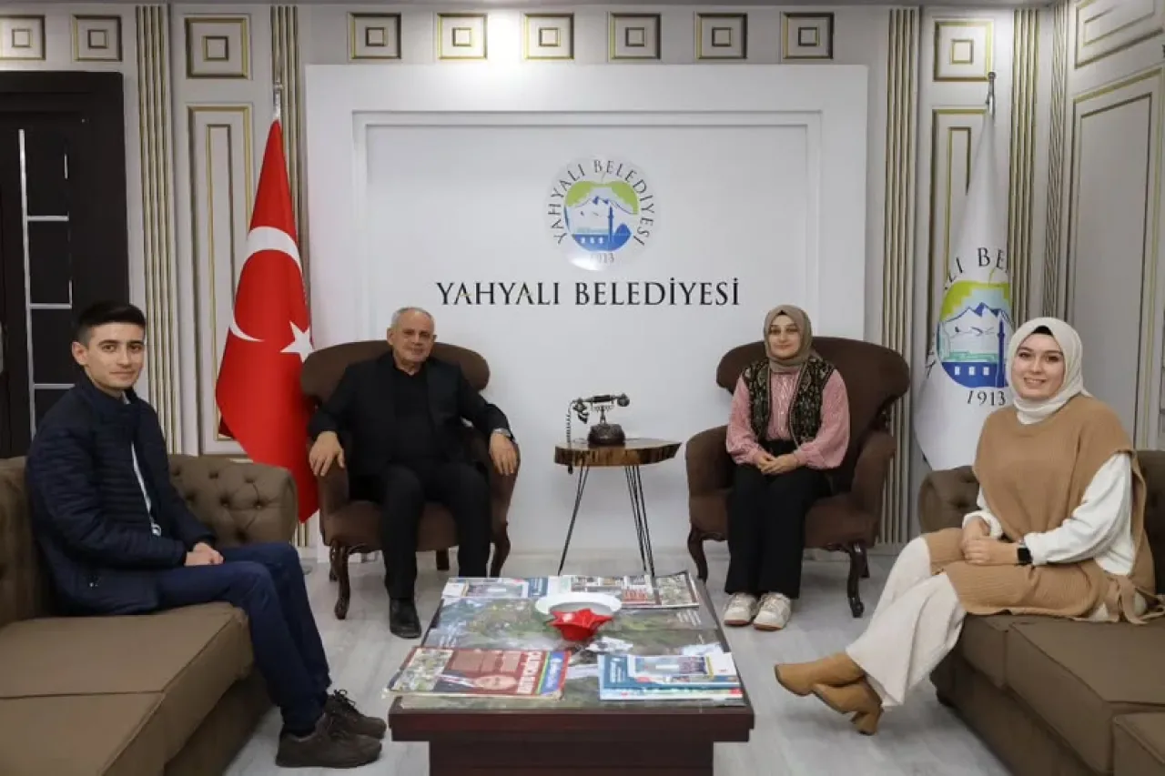 Yahyalı Belediyesi, Çavdaruşağı İlkokulu'na Eğitim Desteği Sağladı Yahyalı Belediyesi, Çavdaruşağı İlkokulu'na Eğitim Desteği Sağladı
