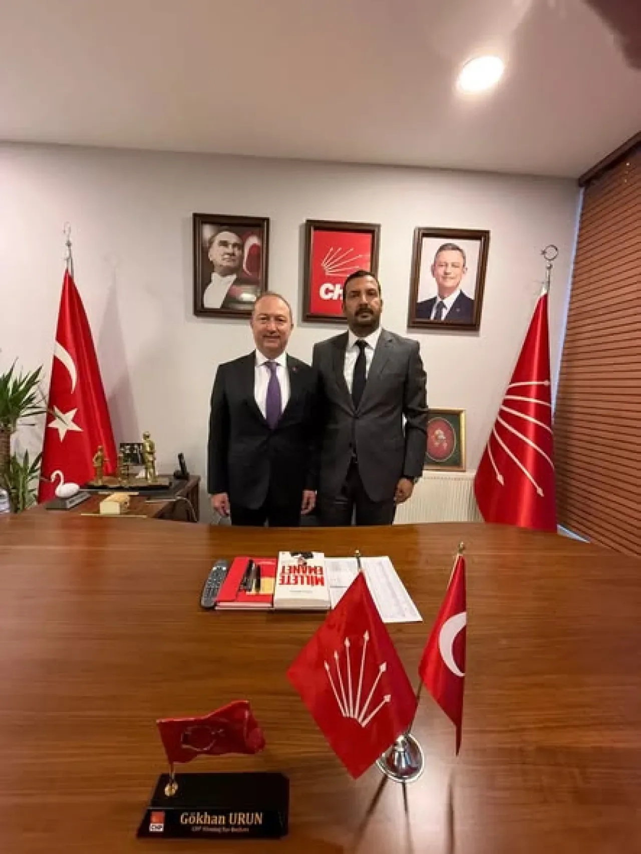 CHP Disiplin Kurulu Sekreteri Deniz Çakır, Altındağ İlçe Başkanlığı'nı Ziyaret Etti CHP Disiplin Kurulu Sekreteri Deniz Çakır, Altındağ İlçe Başkanlığı'nı Ziyaret Etti