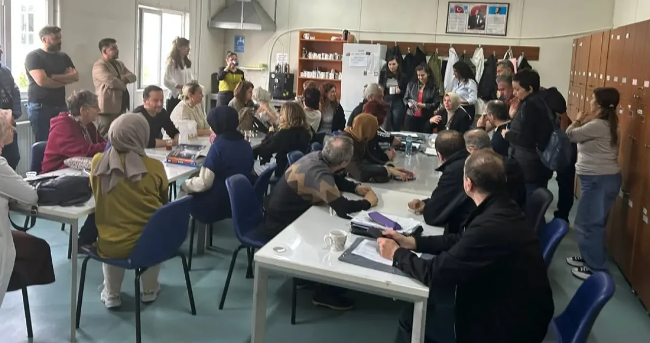 Şişli İlçe Milli Eğitim Müdürü'nden Sınav Değerlendirmesi Şişli İlçe Milli Eğitim Müdürü'nden Sınav Değerlendirmesi
