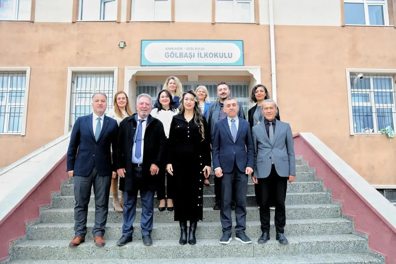 Gölbaşı'nda "Akran Zorbalığına Dur De" Projesi Kapsamında Öğretmen Eğitimi Düzenlendi Gölbaşı'nda "Akran Zorbalığına Dur De" Projesi Kapsamında Öğretmen Eğitimi Düzenlendi