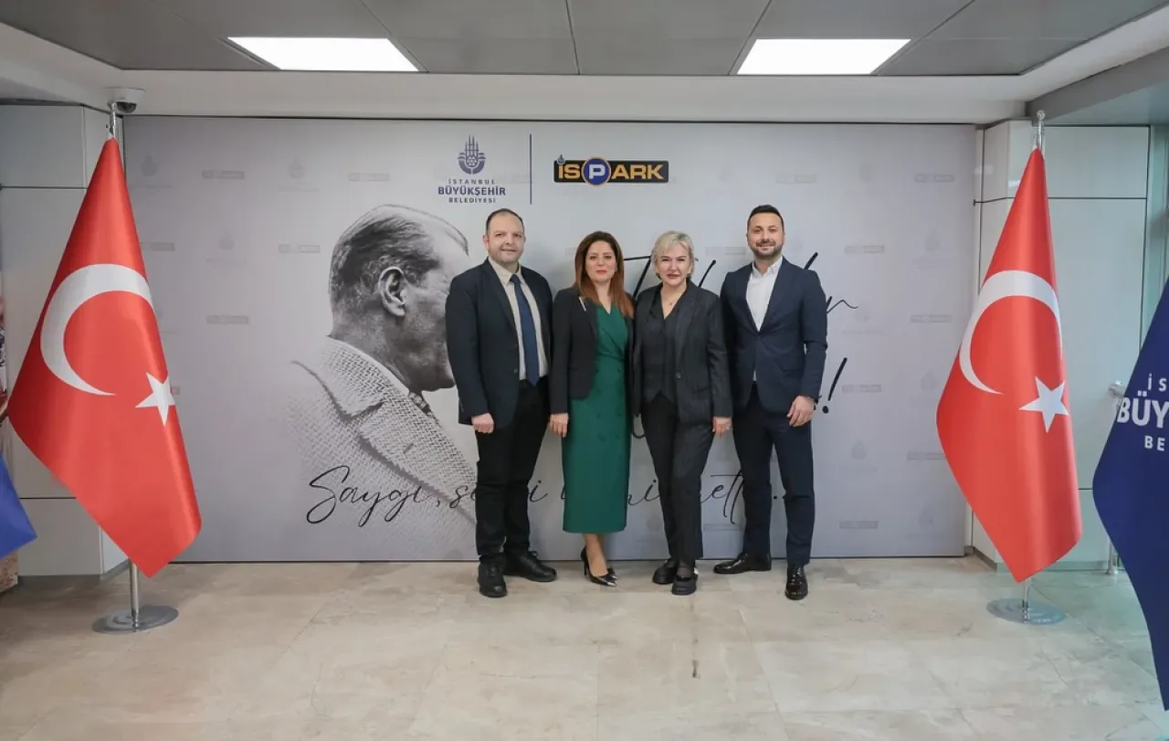 İYİ Partili Nimet Özdemir'den İSPARK Ziyareti İYİ Partili Nimet Özdemir'den İSPARK Ziyareti