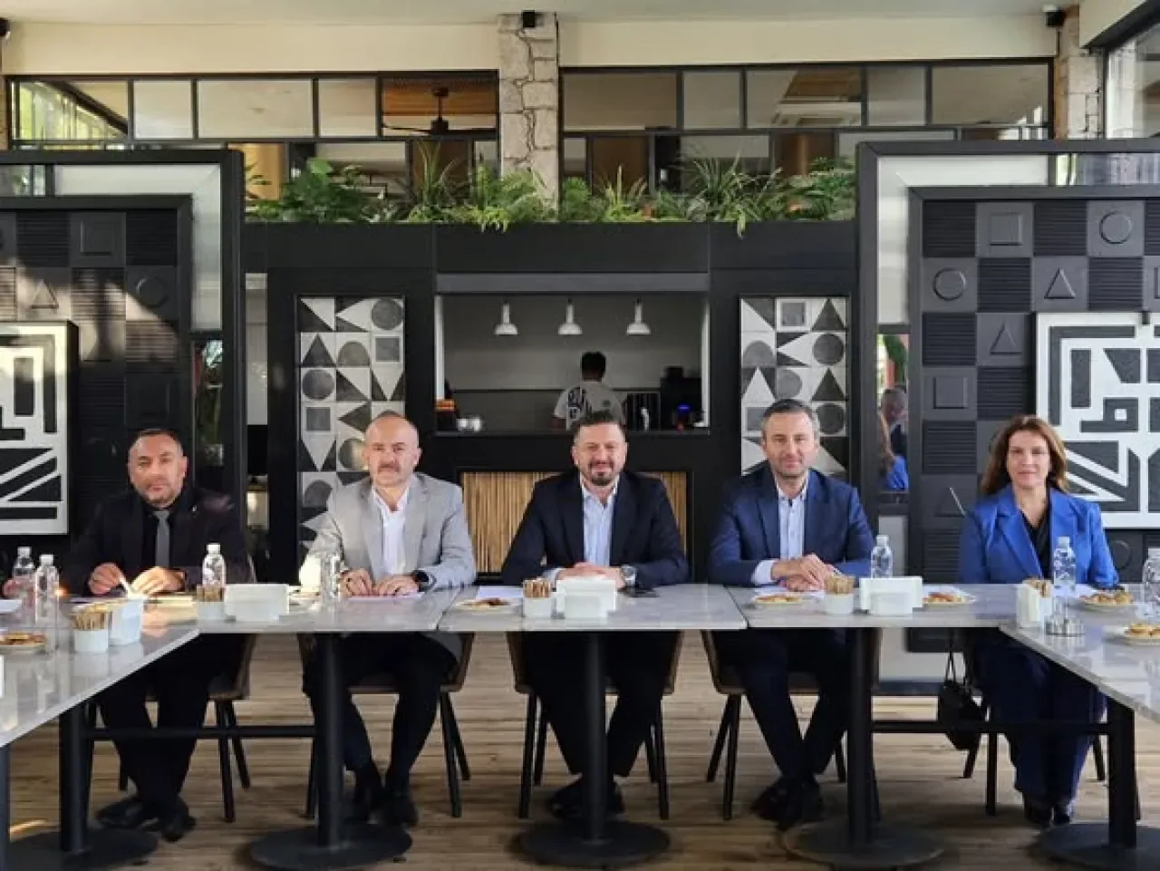 AK Parti Balıkesir'de İlçe Başkanları İstişare Toplantısı Yapıldı AK Parti Balıkesir'de İlçe Başkanları İstişare Toplantısı Yapıldı