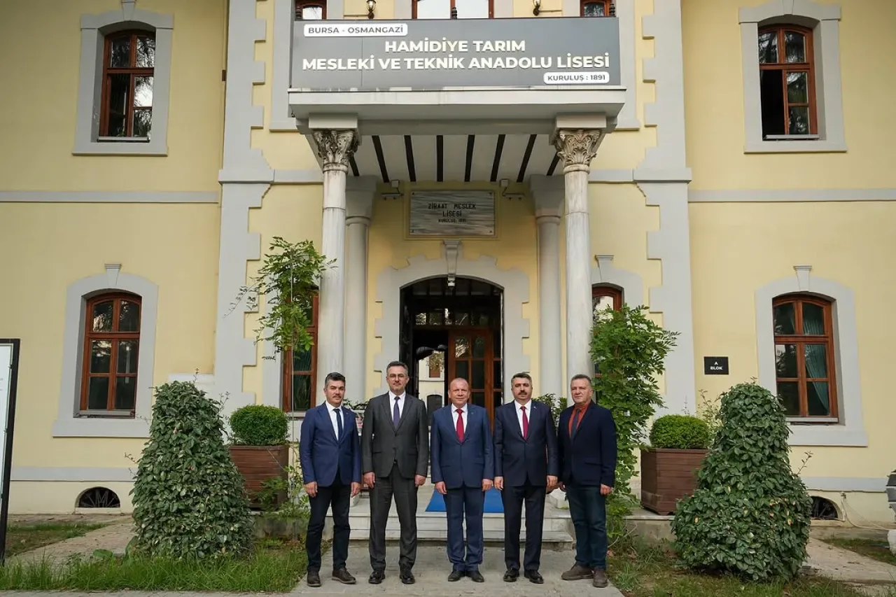 Hamidiye Tarım MTAL'de Kamu-Üniversite-Özel Sektör İş Birliği Görüşüldü Hamidiye Tarım MTAL'de Kamu-Üniversite-Özel Sektör İş Birliği Görüşüldü