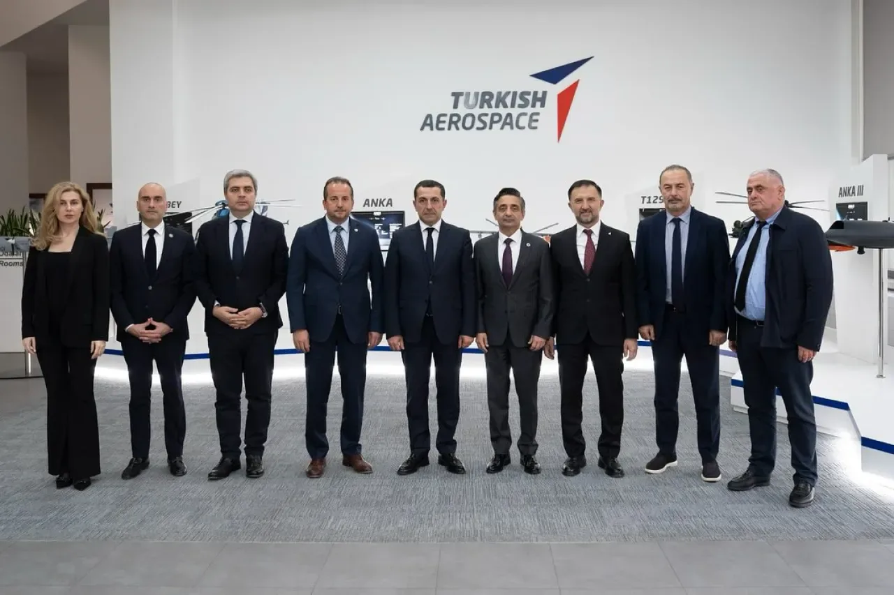 TUSAŞ, Gürcistan Savunma ve Güverişlik Komisyonu Başkanı'nı Ağırladı TUSAŞ, Gürcistan Savunma ve Güverişlik Komisyonu Başkanı'nı Ağırladı