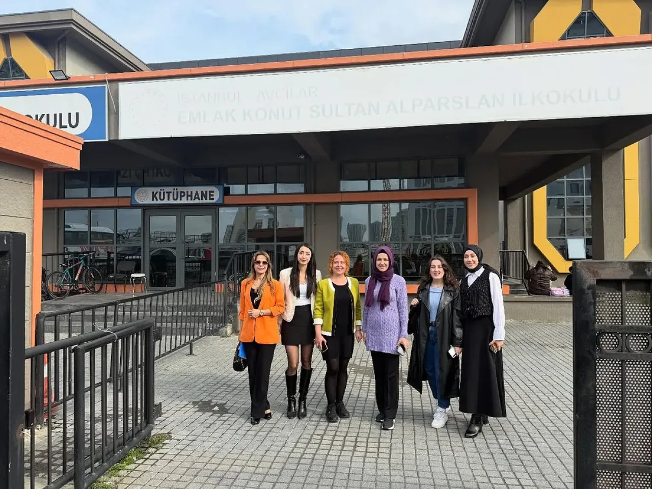 Avcılar'da Okul Ziyareti: Rehberlik ve Özel Eğitim Çalışmaları Değerlendirildi Avcılar'da Okul Ziyareti: Rehberlik ve Özel Eğitim Çalışmaları Değerlendirildi