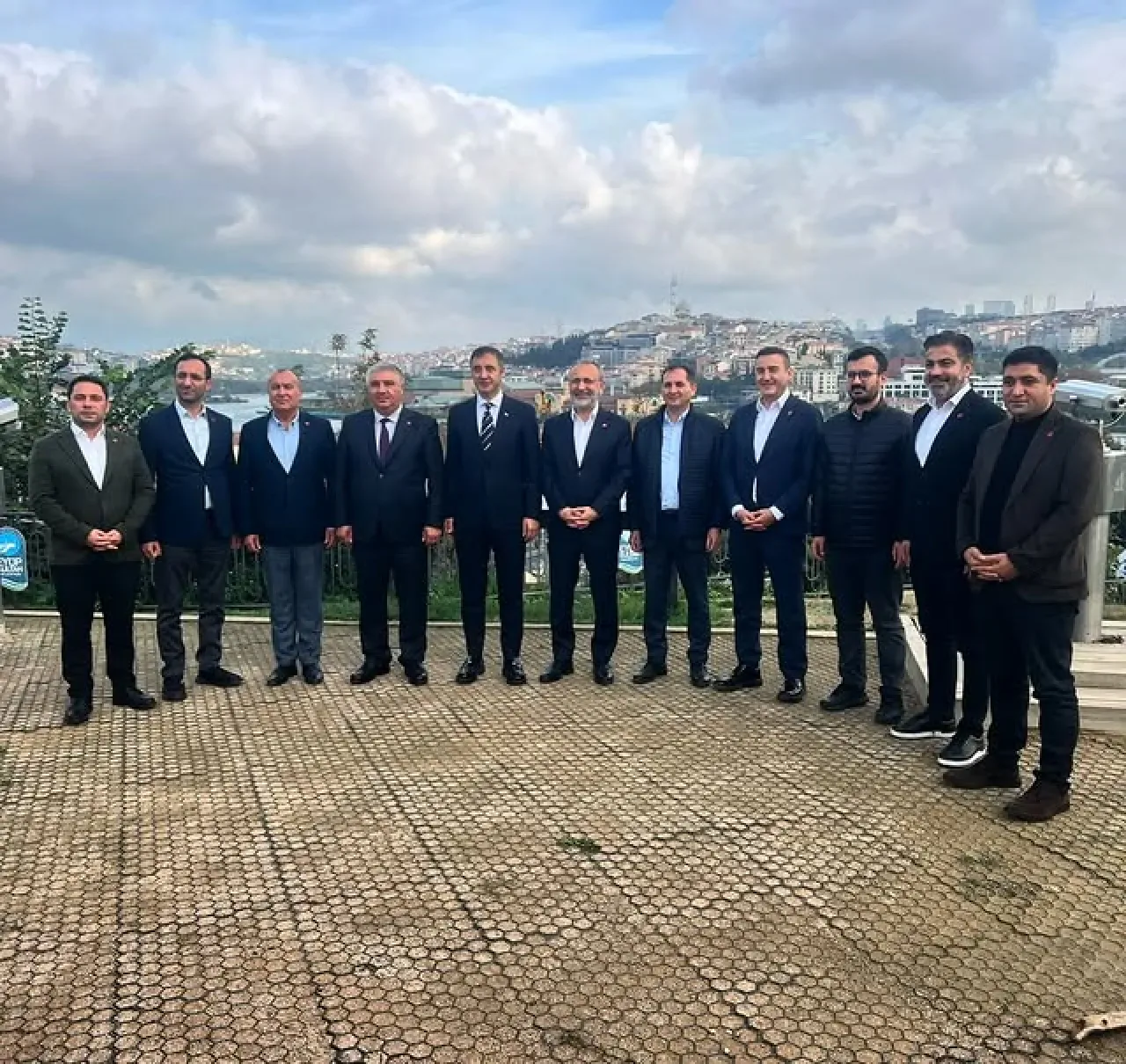 Cumhuriyet Halk Partisi'nden İstanbul'da İlçe Başkanları Strateji Toplantısı Cumhuriyet Halk Partisi'nden İstanbul'da İlçe Başkanları Strateji Toplantısı