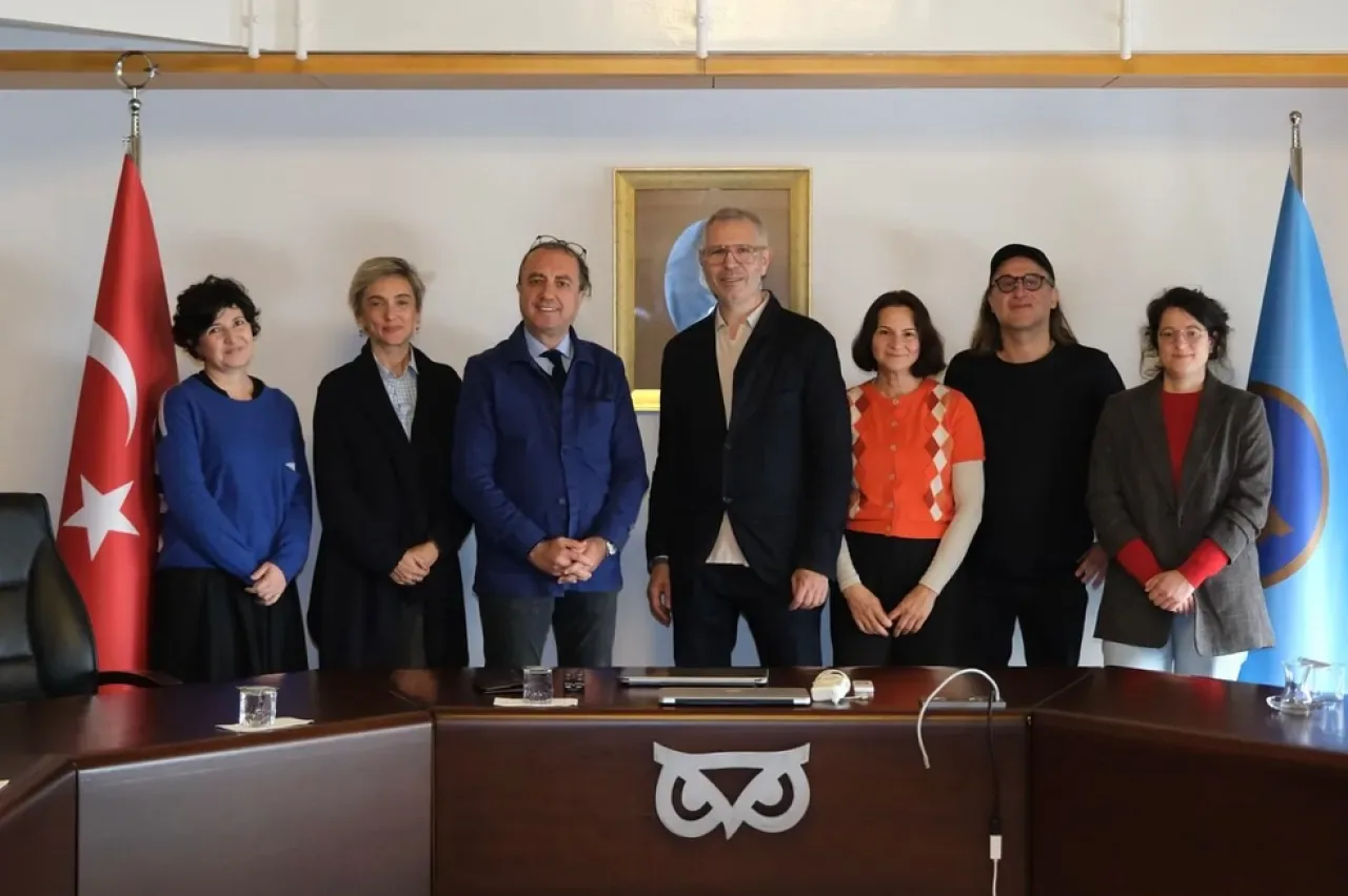 Mimar Sinan Güzel Sanatlar ve Almanya Kassel Üniversitelerinden Akademik İş Birliği Mimar Sinan Güzel Sanatlar ve Almanya Kassel Üniversitelerinden Akademik İş Birliği