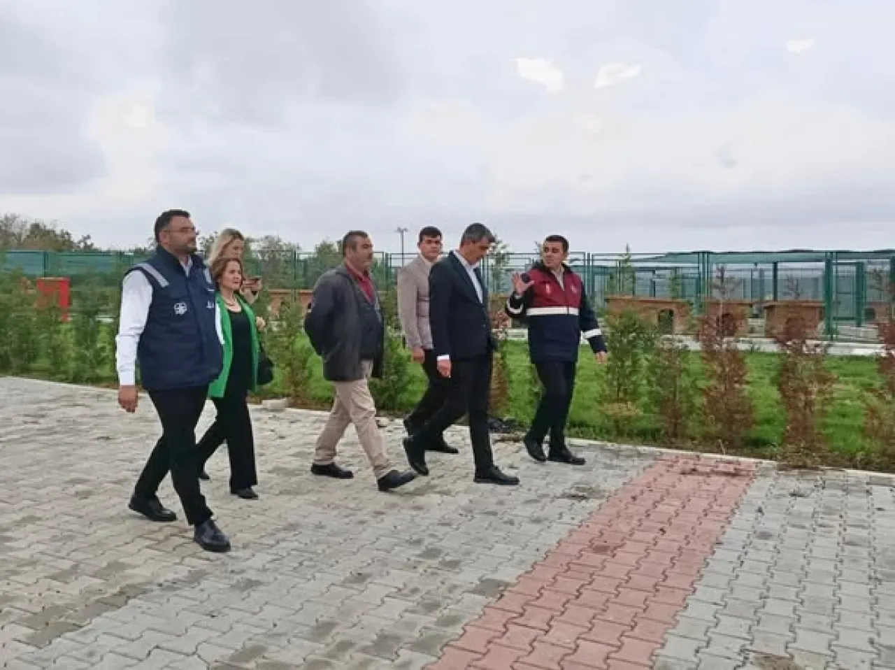 CHP'li Heyet Arnavutköy Belediyesi Hayvan Bakım Merkezi'ni Ziyaret Etti CHP'li Heyet Arnavutköy Belediyesi Hayvan Bakım Merkezi'ni Ziyaret Etti