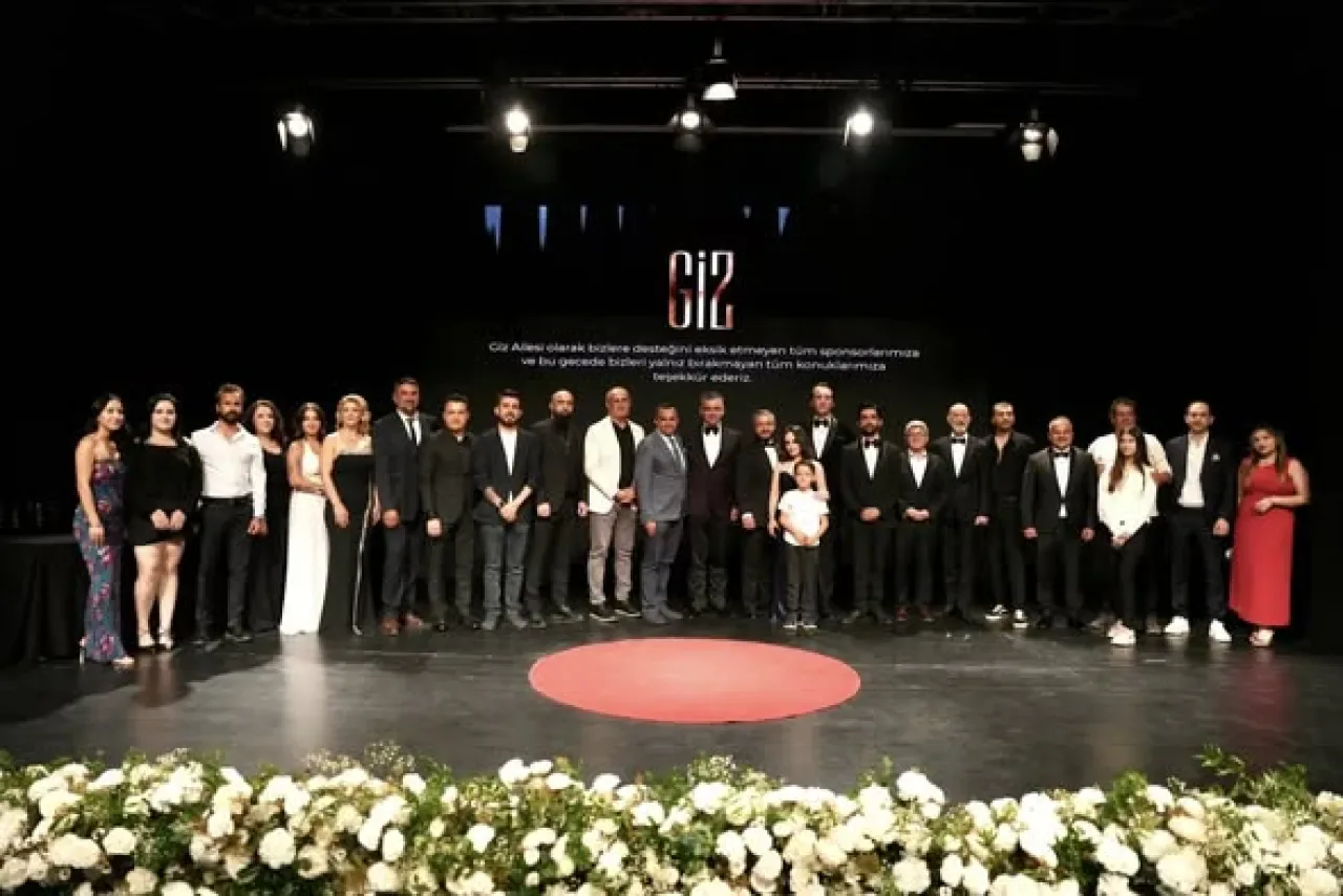 Alanya'da Çekilen Polisiye Dizi İçin Gala Gecesi Düzenlendi Alanya'da Çekilen Polisiye Dizi İçin Gala Gecesi Düzenlendi