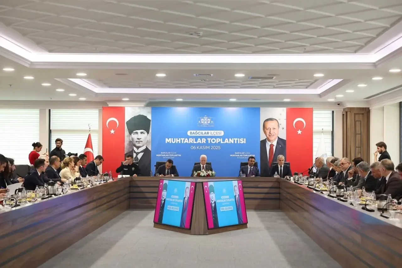 Bağcılar'da Muhtarlar Toplantısı Düzenlendi Bağcılar'da Muhtarlar Toplantısı Düzenlendi
