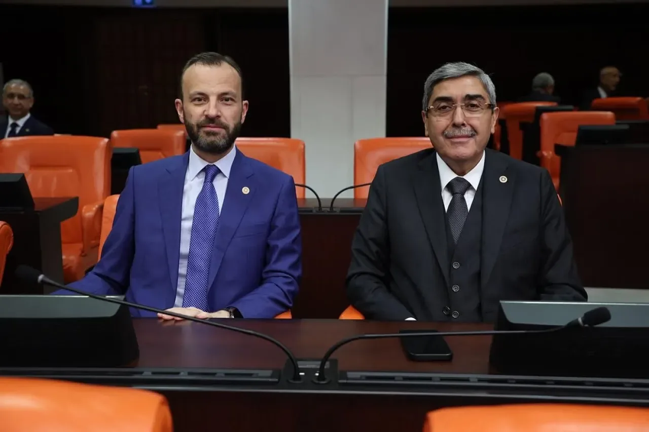Gaziantep Milletvekili Mehmet Eyüp Özkeçeci TBMM'de Grup Önerilerini Görüşüyor Gaziantep Milletvekili Mehmet Eyüp Özkeçeci TBMM'de Grup Önerilerini Görüşüyor