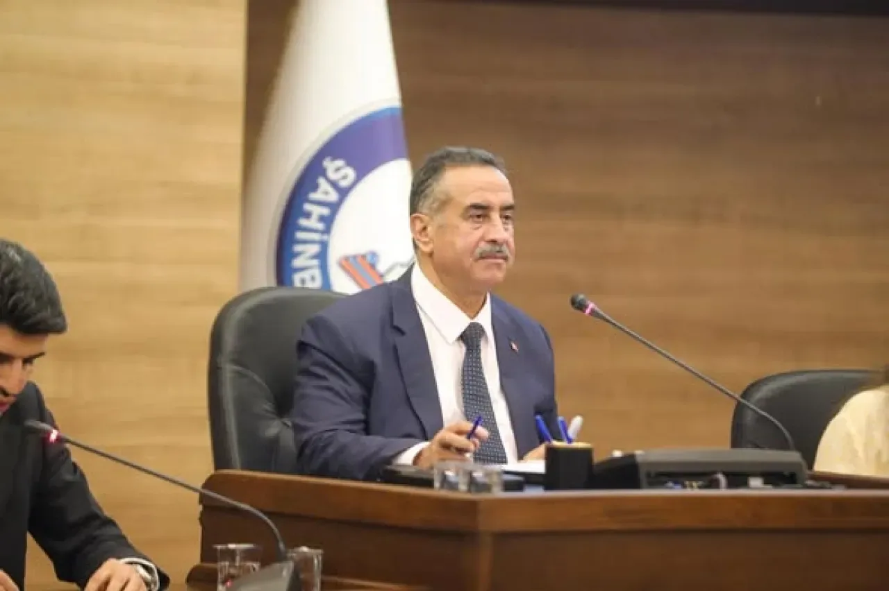 Şahinbey Belediyesi Kasım Ayı Meclis Toplantısı Gerçekleştirildi Şahinbey Belediyesi Kasım Ayı Meclis Toplantısı Gerçekleştirildi