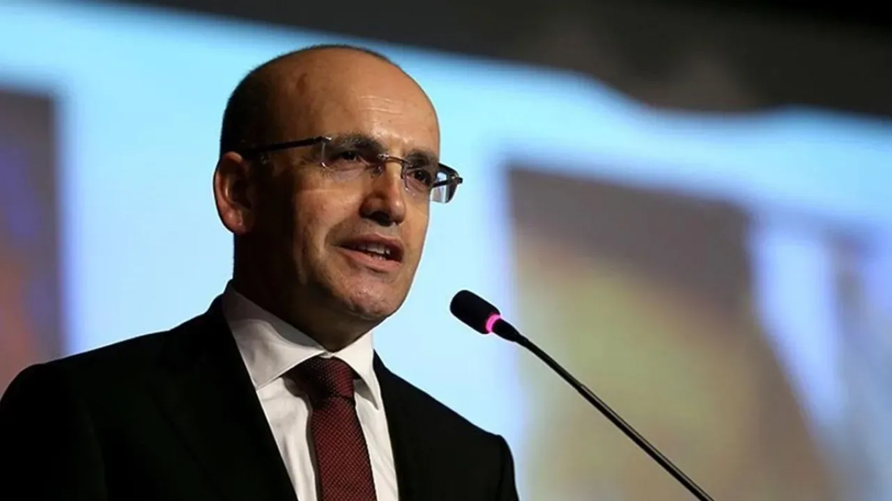 Şimşek, Enflasyondaki Hedef Sapmasında Kuraklık Etkisine Dikkat Çekti Şimşek, Enflasyondaki Hedef Sapmasında Kuraklık Etkisine Dikkat Çekti