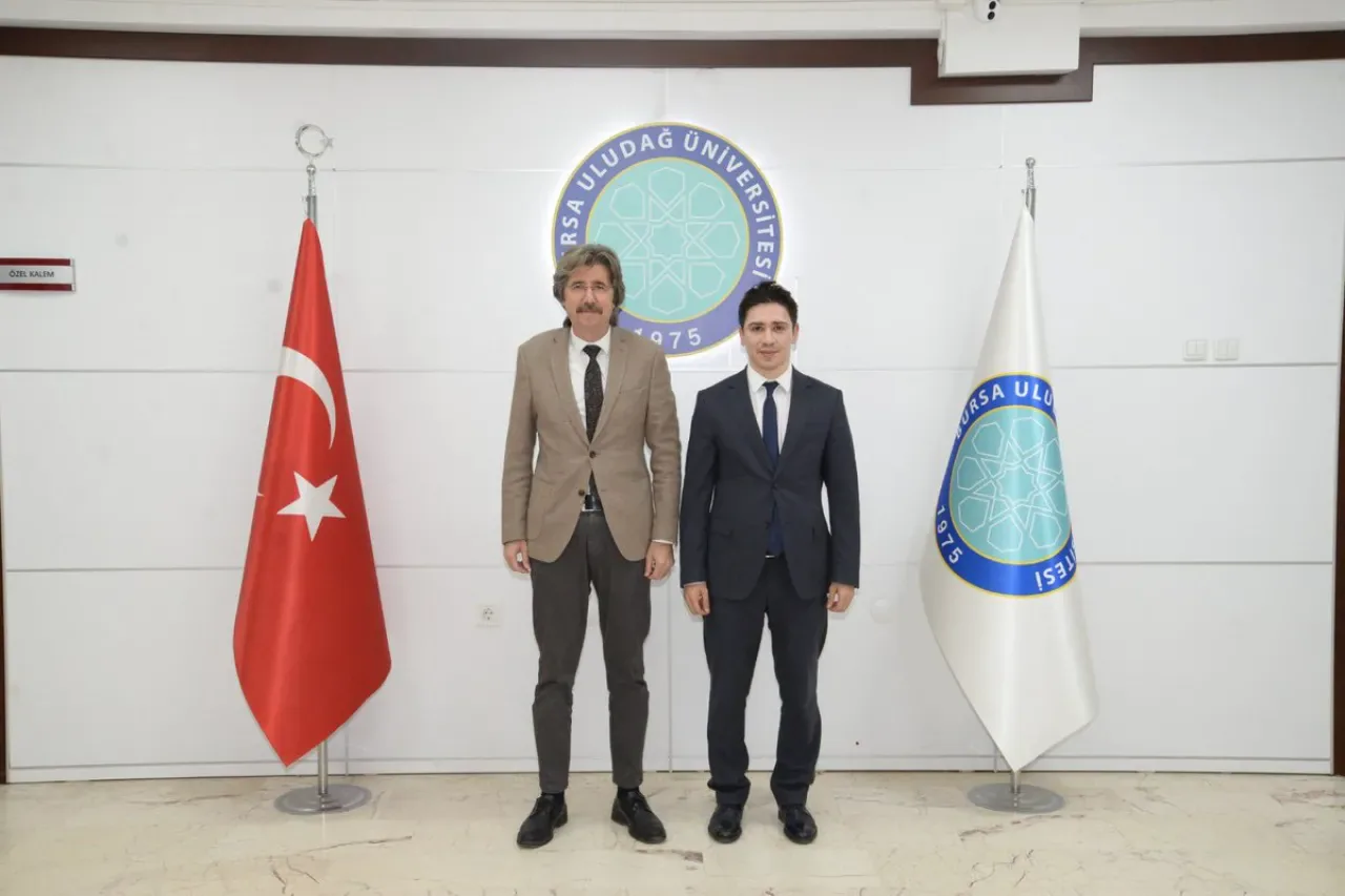 Bursa Büyükorhan Kaymakamı Yunus Emre Sakızcı, Bursa Uludağ Üniversitesi Rektörü'nü Ziyaret Etti Bursa Büyükorhan Kaymakamı Yunus Emre Sakızcı, Bursa Uludağ Üniversitesi Rektörü'nü Ziyaret Etti