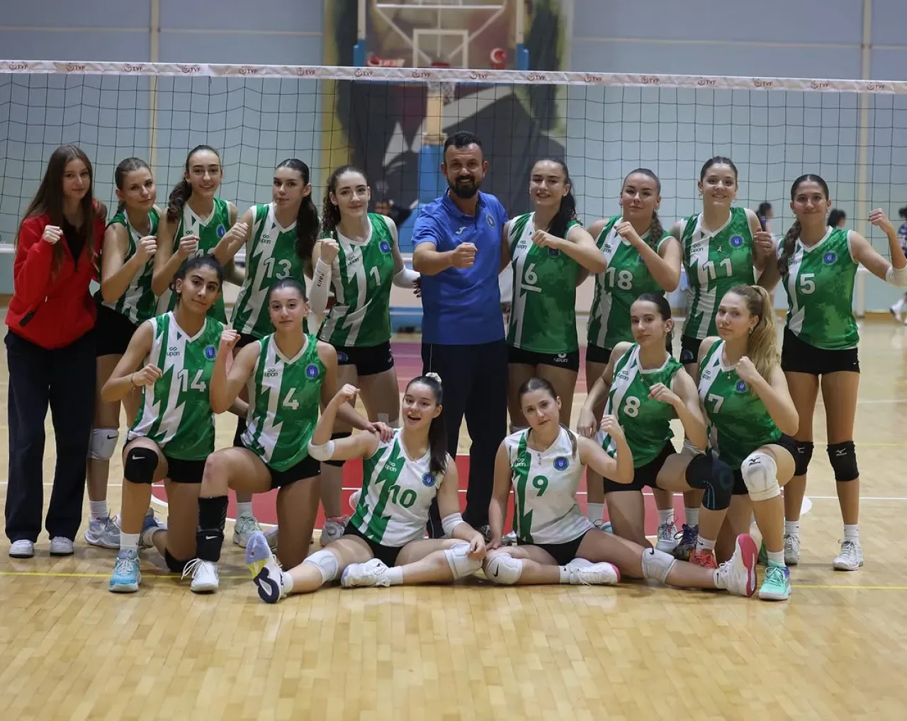 Bursa Büyükşehir Belediyespor Yıldız Kızlar Ligi'nde Galibiyet Aldı Bursa Büyükşehir Belediyespor Yıldız Kızlar Ligi'nde Galibiyet Aldı