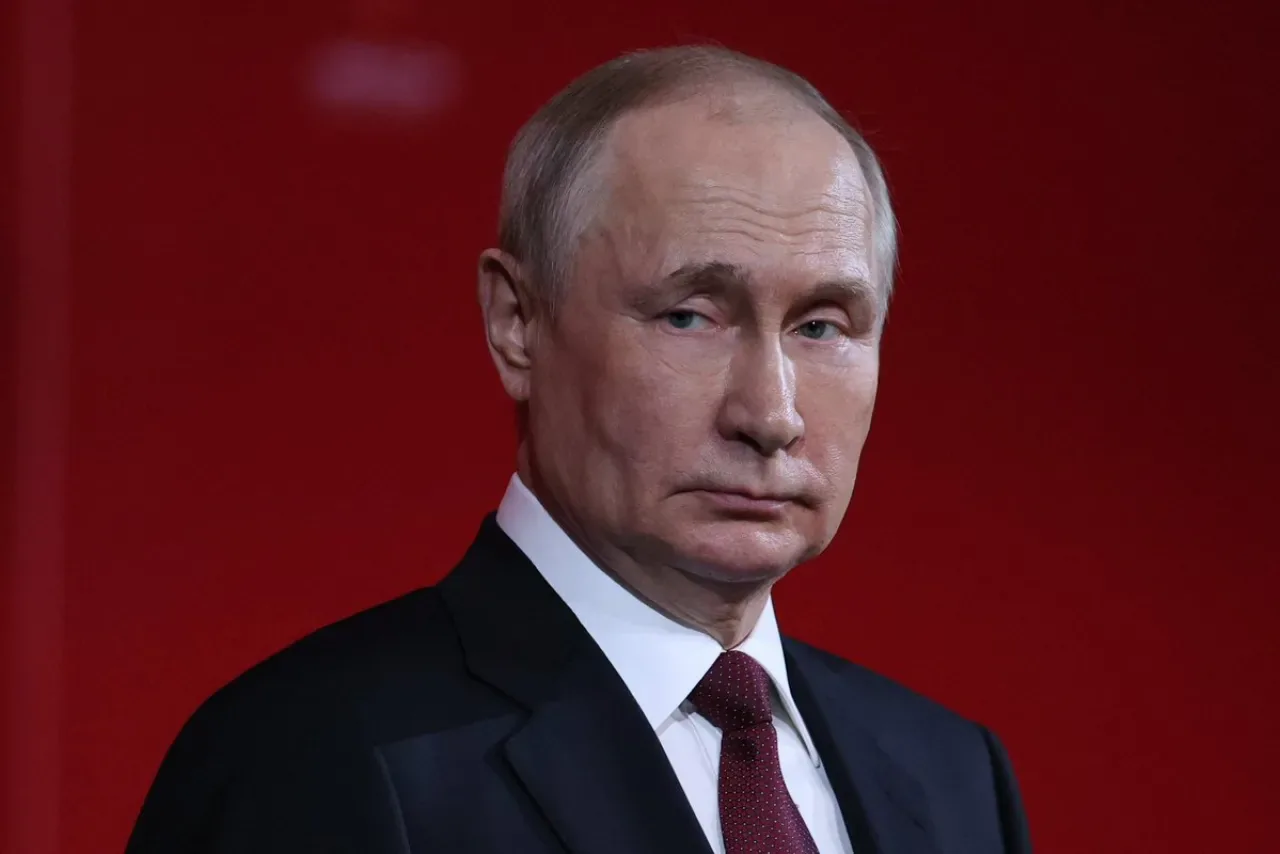 Rusya'da Elektronik Sigara Yasağı: Putin'den Sağlık Talimatı Rusya'da Elektronik Sigara Yasağı: Putin'den Sağlık Talimatı