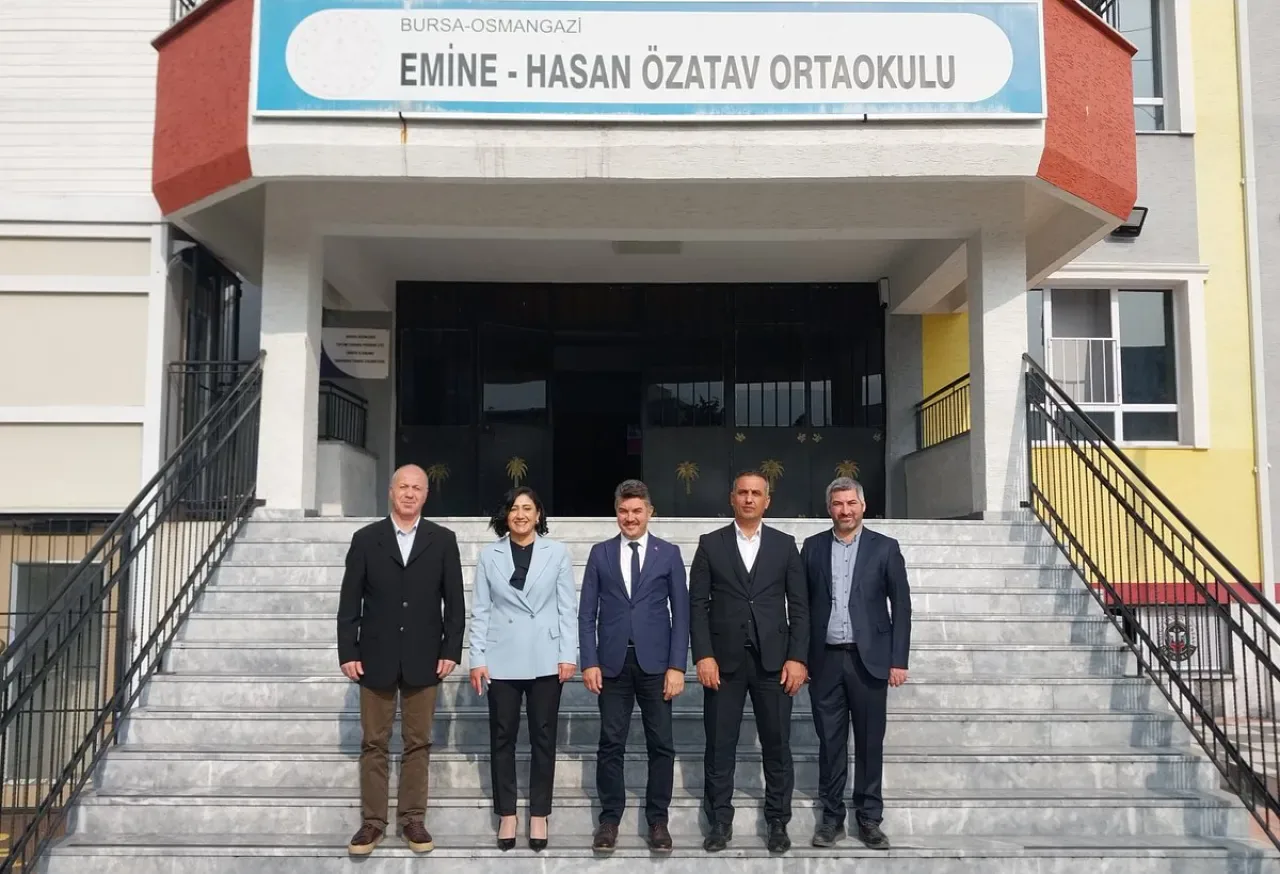 Bursa Osmangazi İlçe Milli Eğitim Müdürlüğü Emine Hasan Özatav Ortaokulu'nu Ziyaret Etti Bursa Osmangazi İlçe Milli Eğitim Müdürlüğü Emine Hasan Özatav Ortaokulu'nu Ziyaret Etti